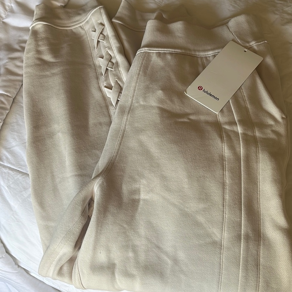 Lululemon braided detail jogger